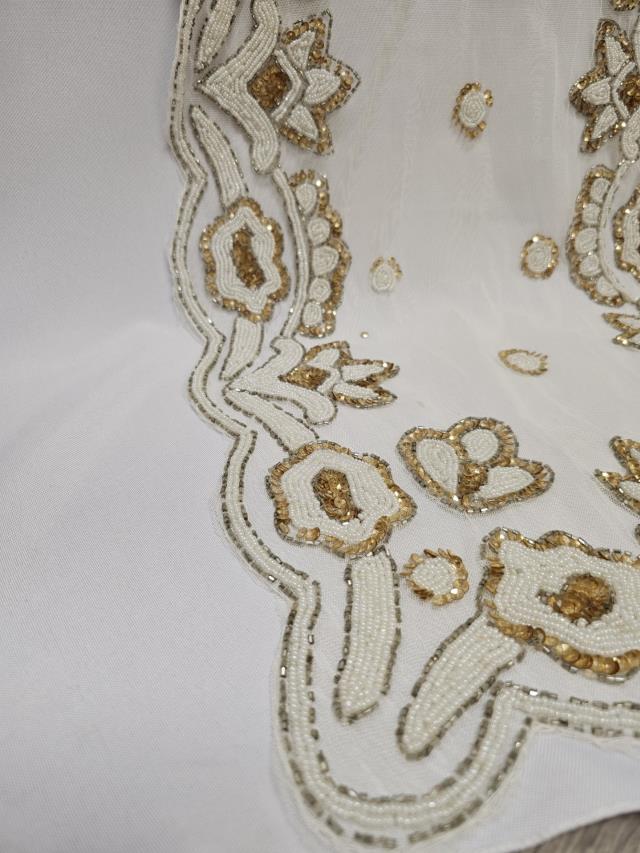 Rental store for 6 , Runner, Beaded Gold White in Memphis TN