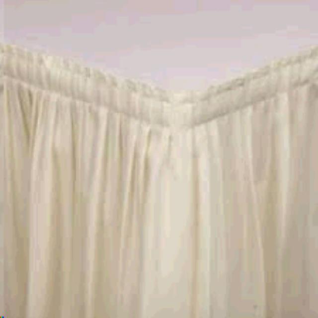 Rental store for Table Skirt, Ivory Poly 18 x29 in Memphis TN